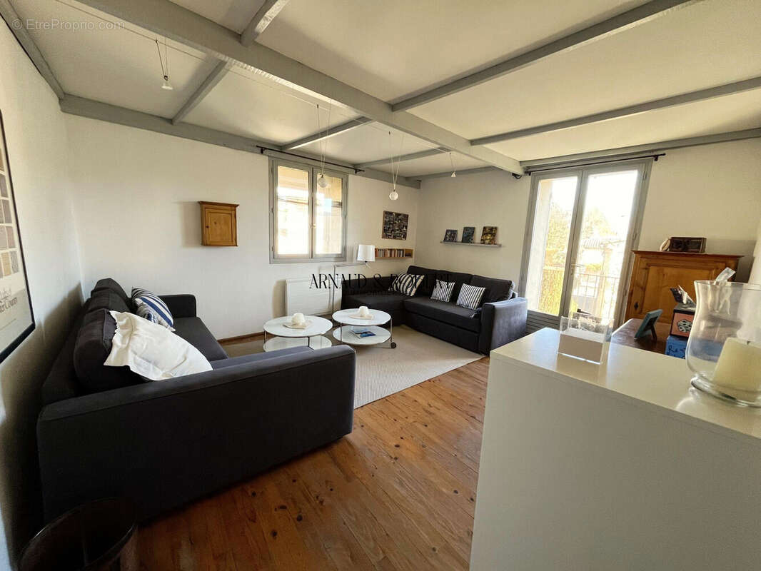 Maison à MALATAVERNE