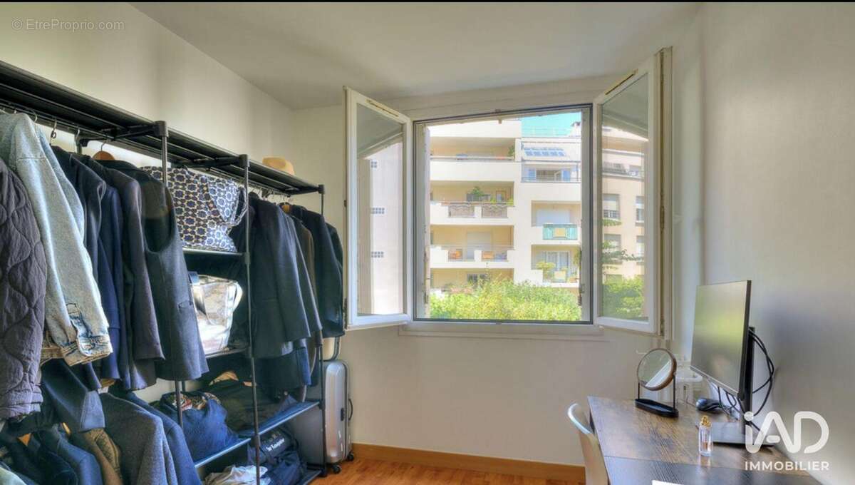 Photo 9 - Appartement à ISSY-LES-MOULINEAUX
