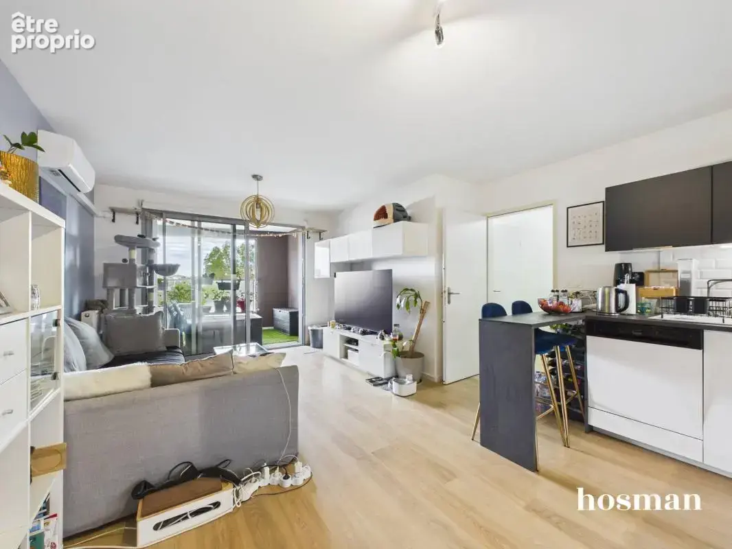 3 pièces de 67 m² avec loggia et parking - Cours Louis Fargue, Bordeaux - photo 3