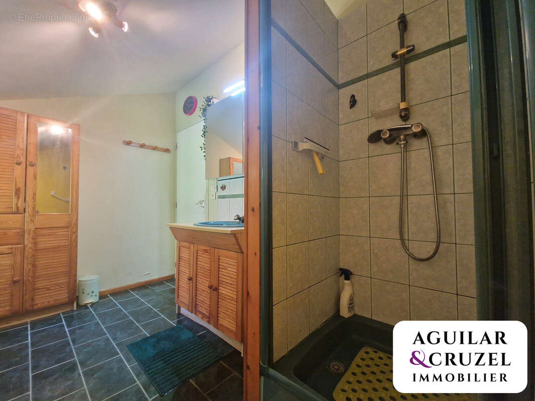 Maison solognote de plain-pied avec garage et dépendances   Neuvy-sur-Barangeon - photo 5