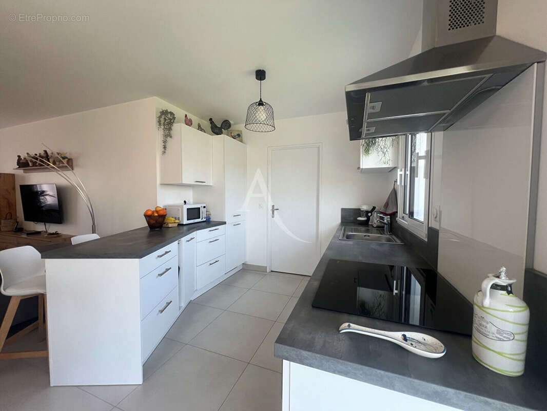 Maison à PORT-DES-BARQUES