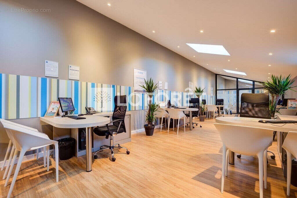 Commerce à CONFLANS-SAINTE-HONORINE