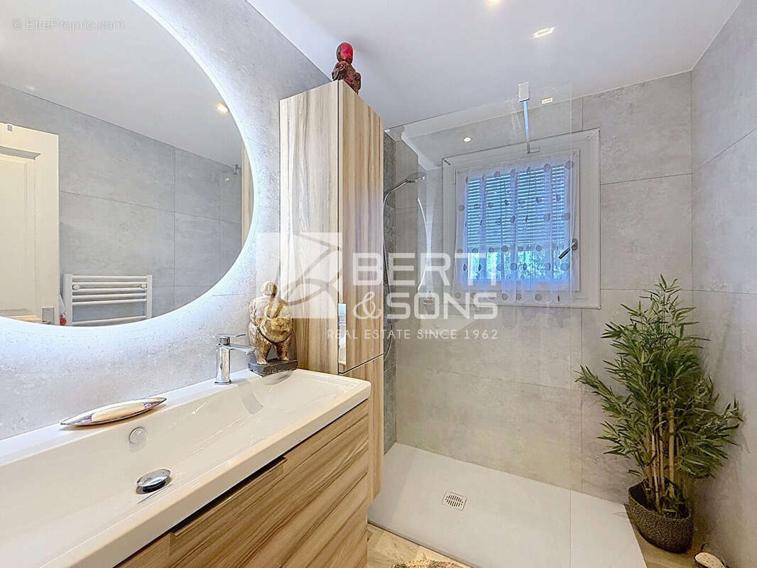 Appartement à GRASSE