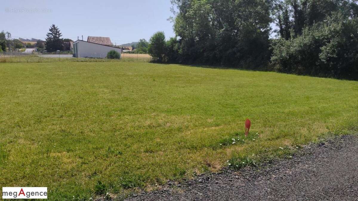 Terrain constructible, 1000m² plat - photo 3