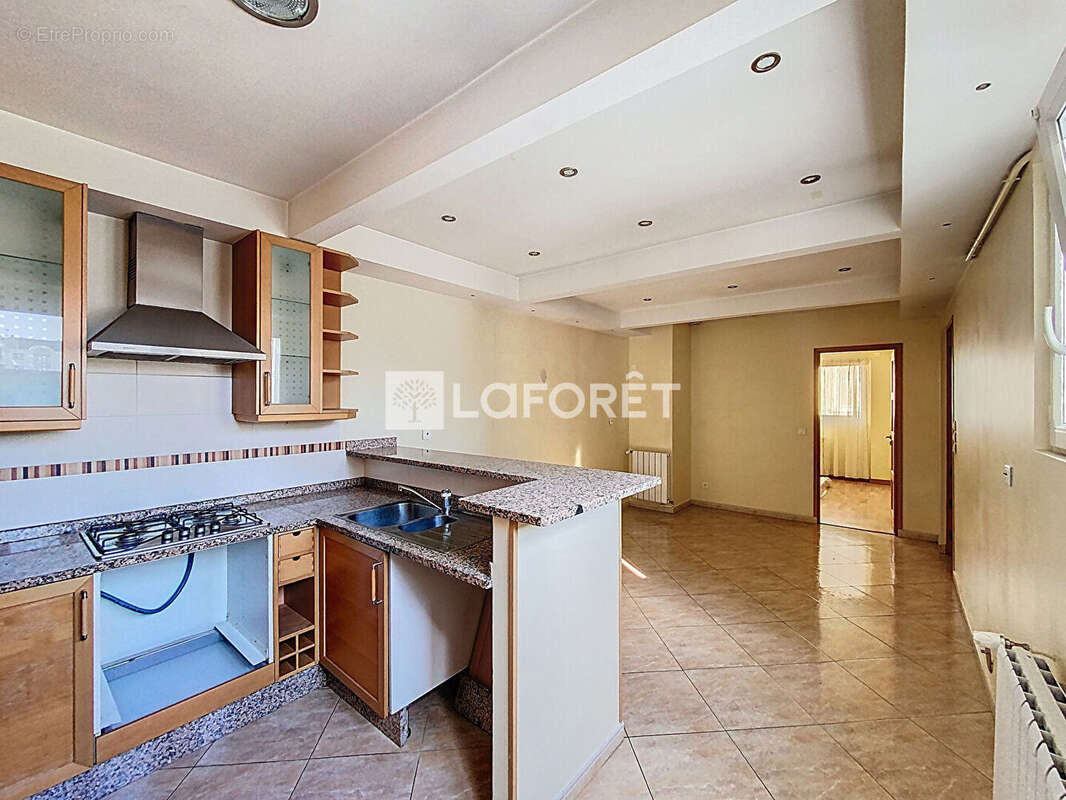 Appartement à SURESNES