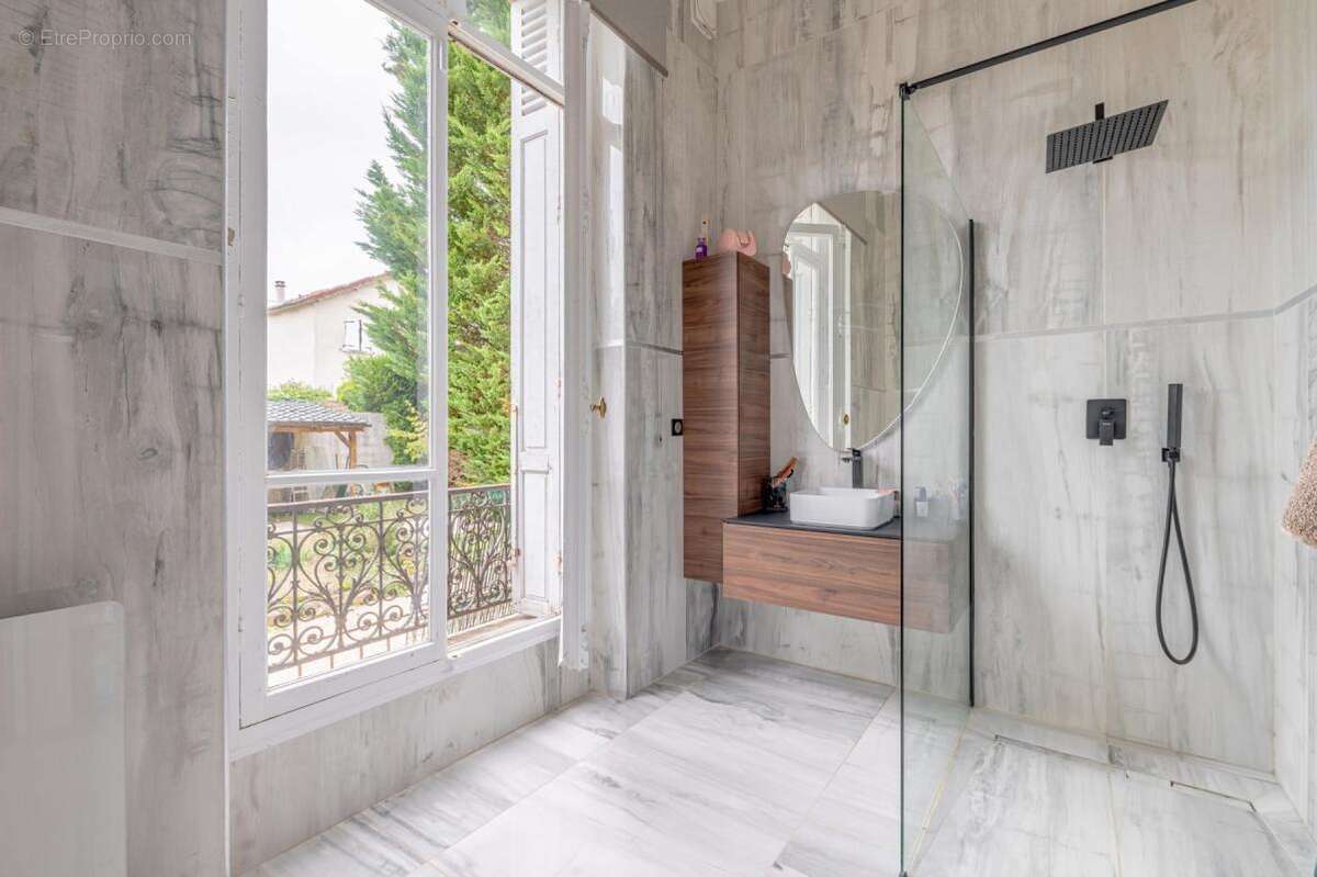 Appartement à SOISY-SUR-SEINE