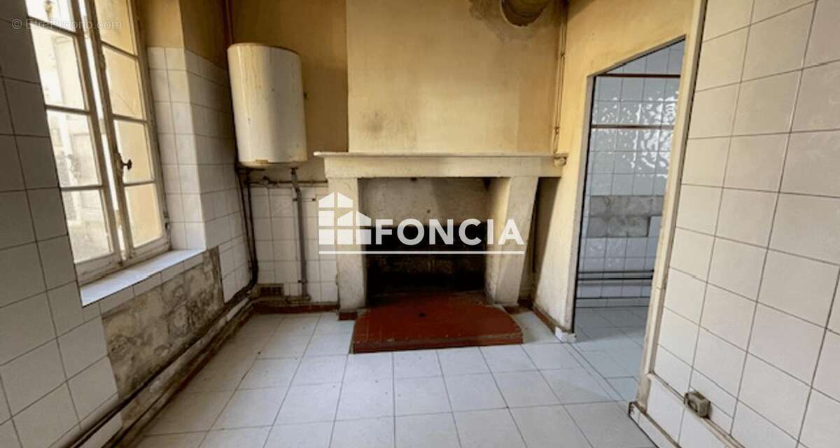 Commerce à MONT-DE-MARSAN