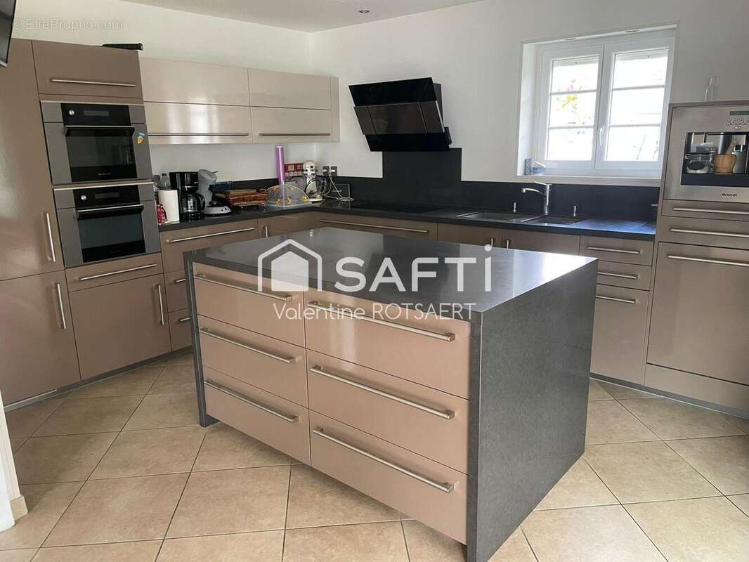 Photo 4 - Maison à MOYVILLERS