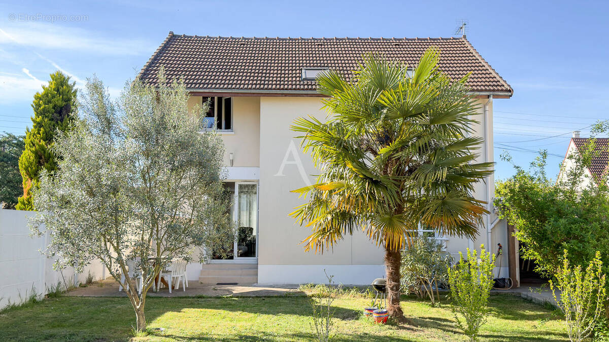 Maison à BRUNOY