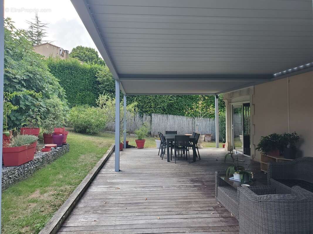 Maison à CHAMPNIERS