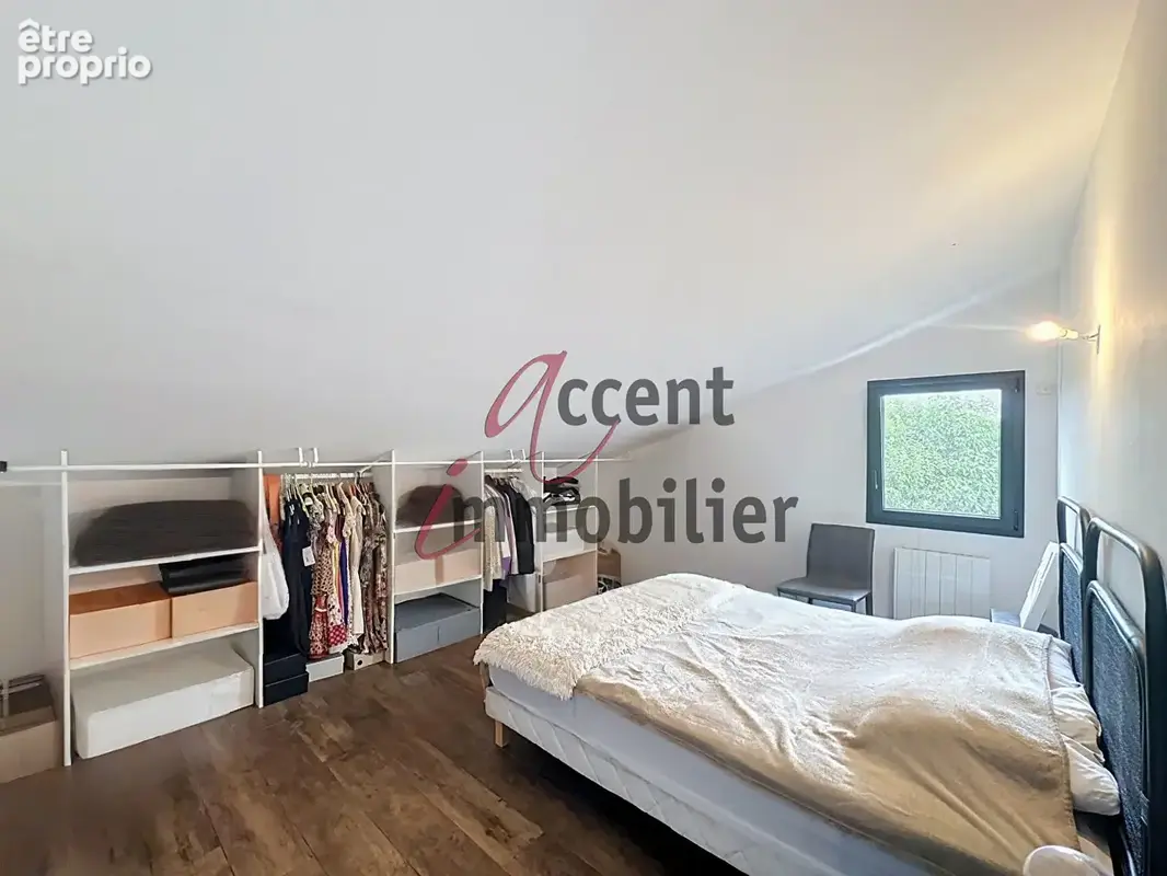 Mollégès, maison 135m² + 23m² de dépendance, piscine, garage,1200 m²  de terrain - photo 11