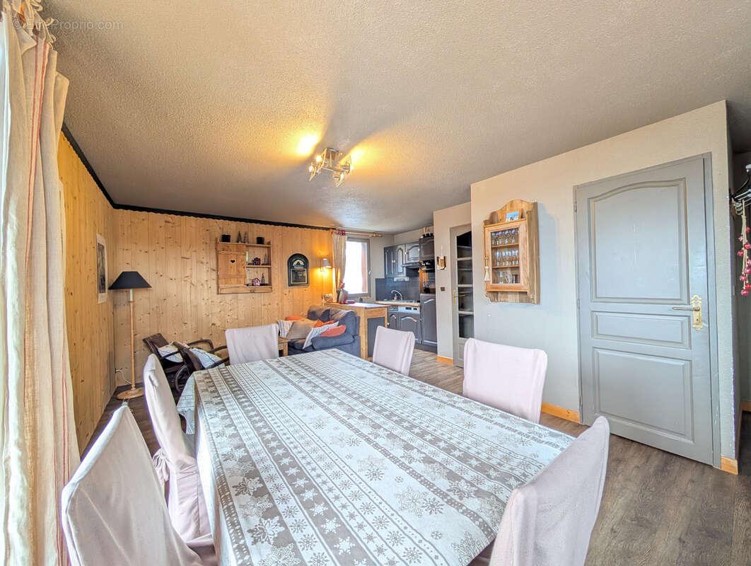 Appartement à SAINT-MARTIN-DE-BELLEVILLE