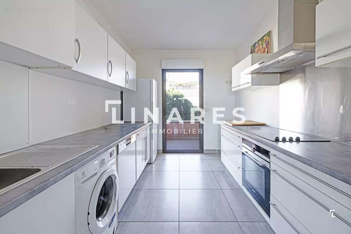 Appartement à MARSEILLE-8E