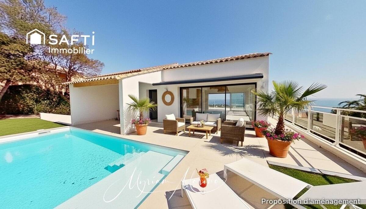 Photo 1 - Appartement à ROQUEBRUNE-SUR-ARGENS