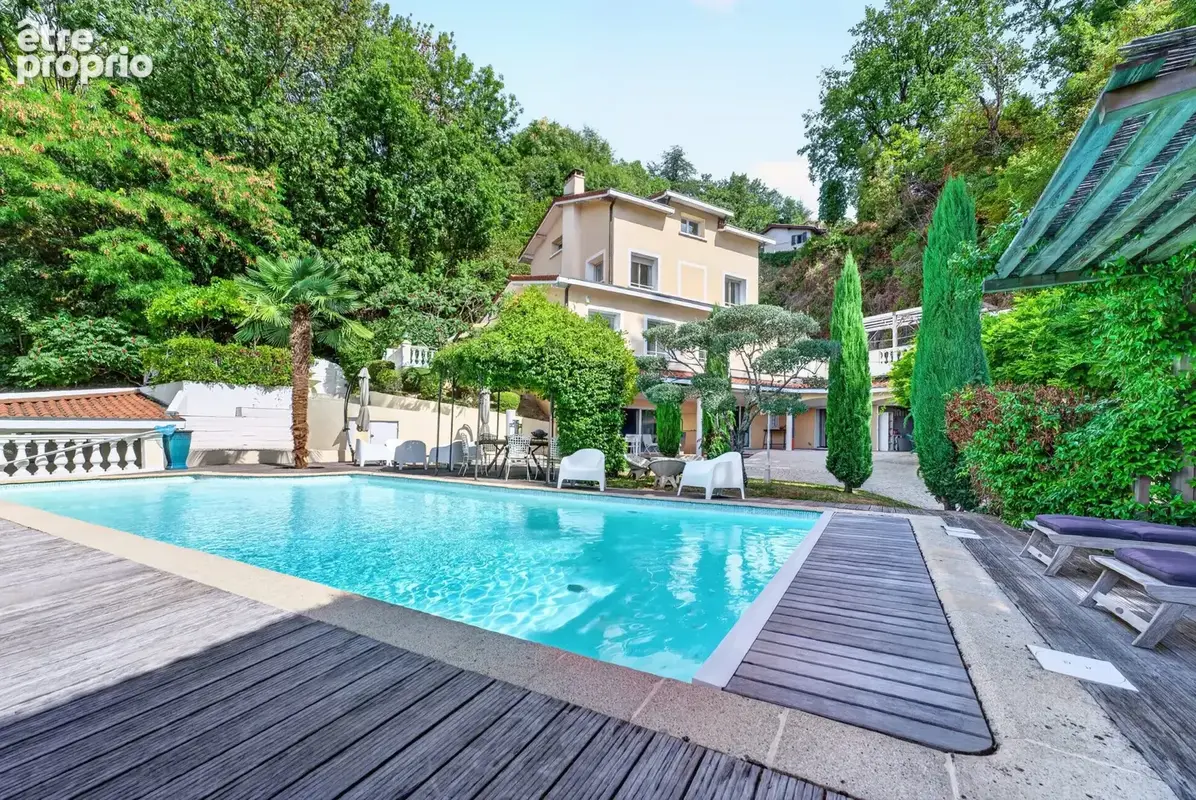 Maison 7 pièces 335 m² à vendre à Corenc (38700) - photo 2