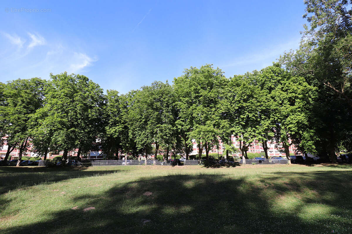 Appartement à VERNEUIL-SUR-SEINE