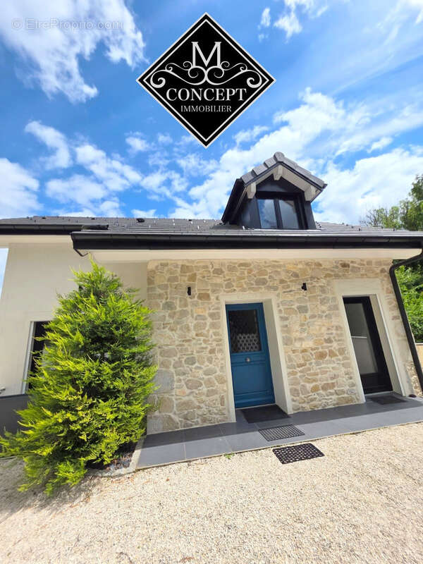 Maison à LANCRANS