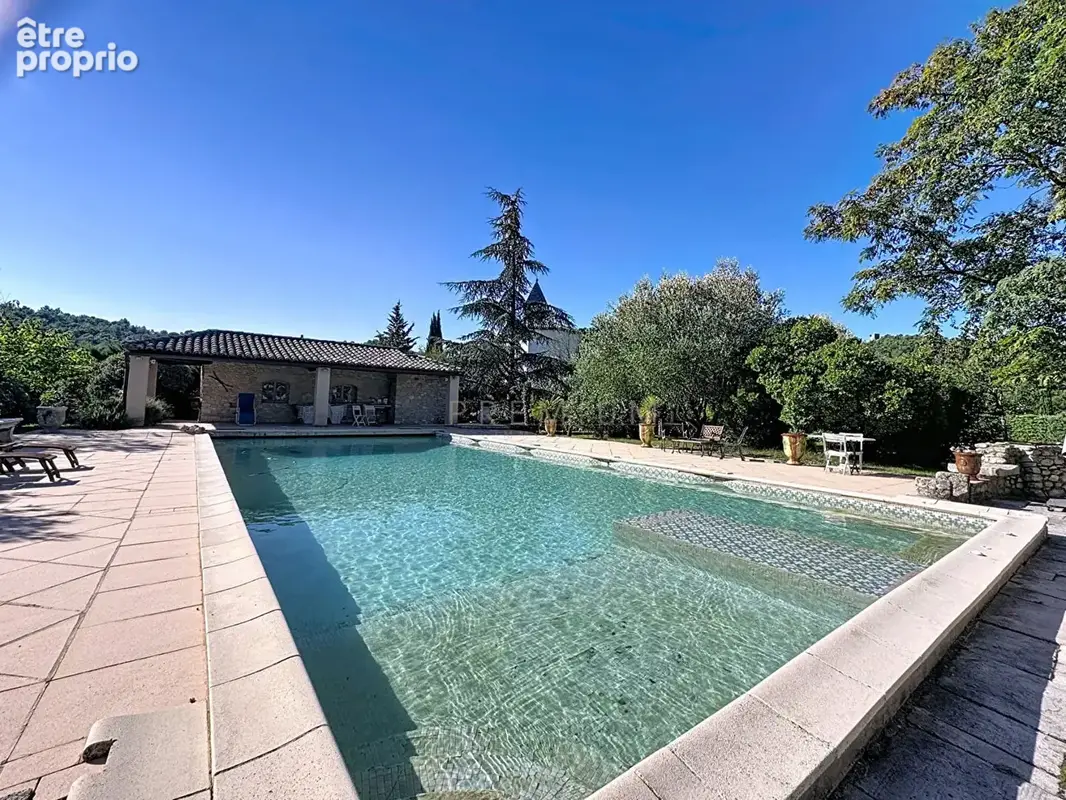 Propriété de caractère aux portes d'Uzès - Mas en pierre, parc arboré et piscine - photo 3