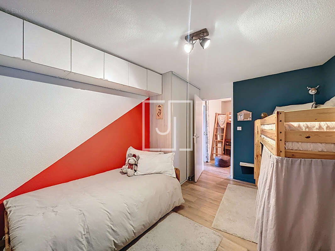 Appartement à LES THUILES