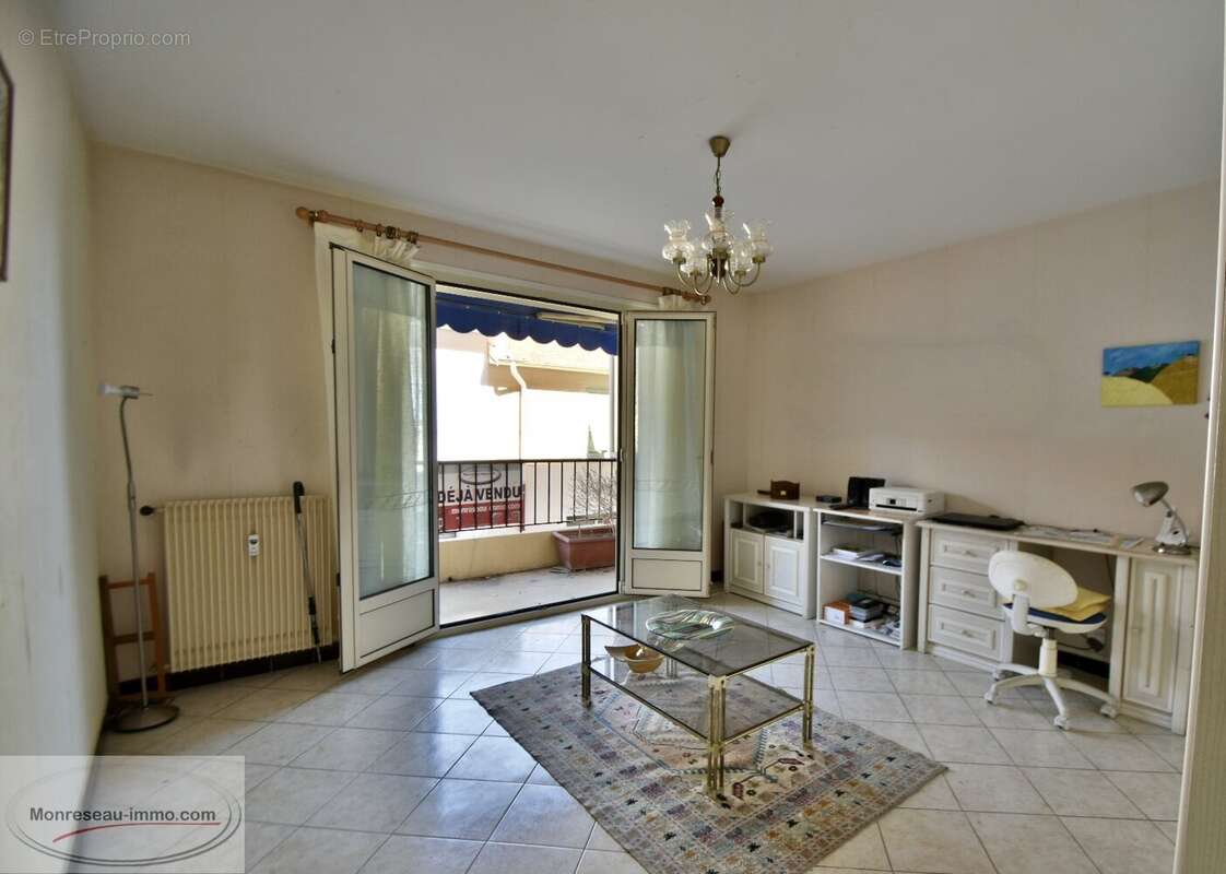 Appartement à CAP-D'AIL