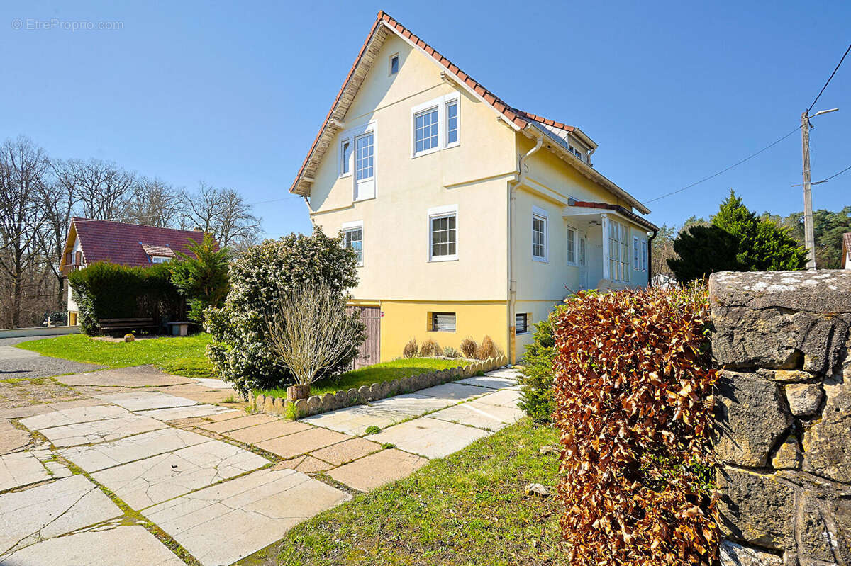 Maison à SAINT-AVOLD