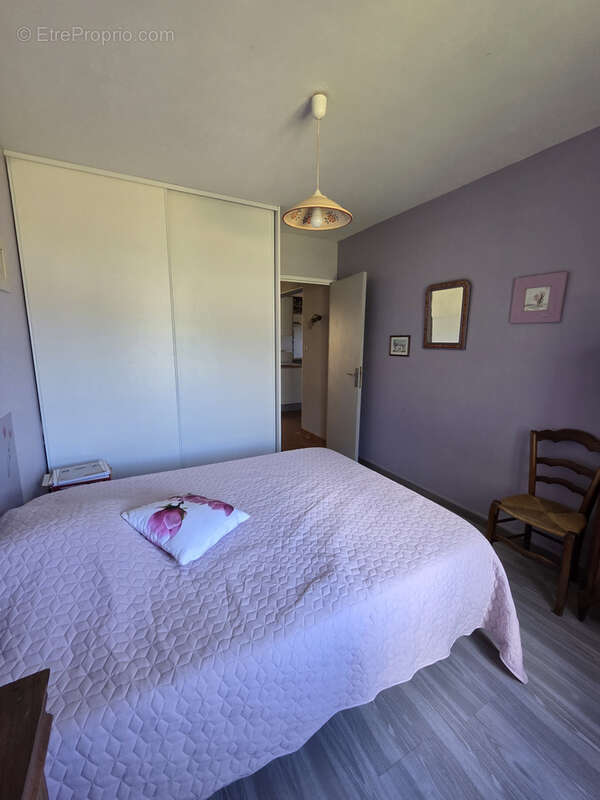 Maison à ENCHASTRAYES