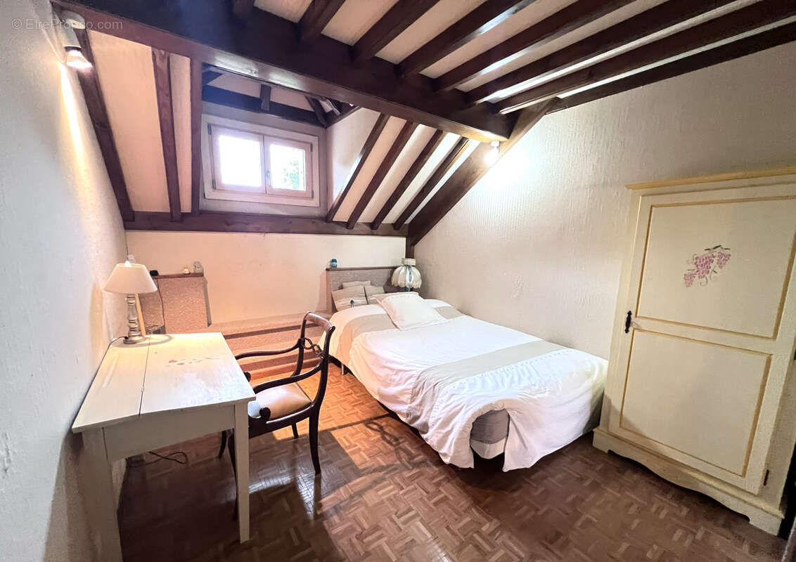 Maison à SAINT-JULIEN-SUR-VEYLE