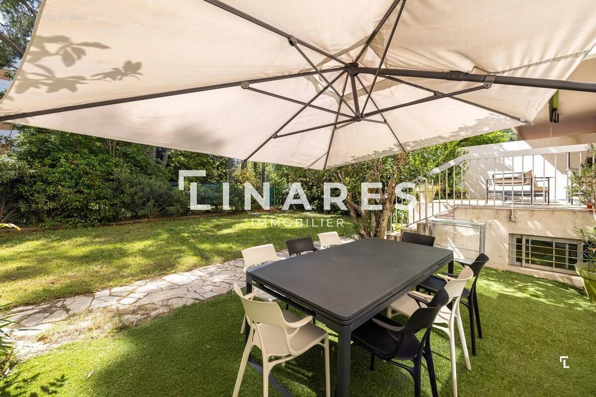 Appartement à MARSEILLE-9E