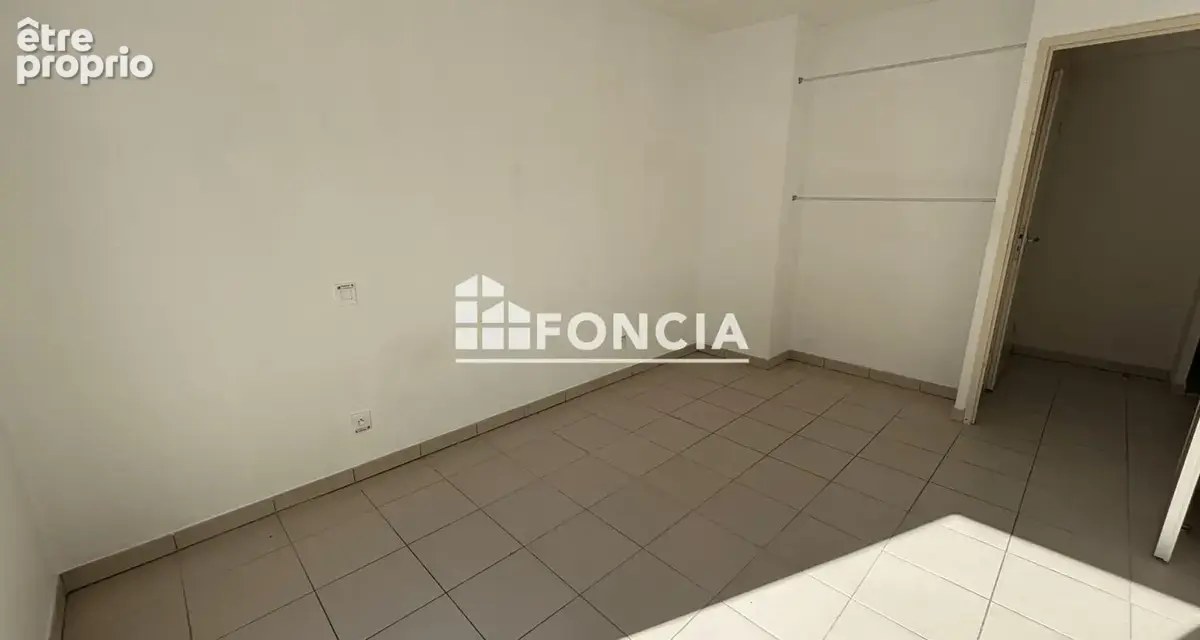 Appartement T2 avec grande terrasse - photo 8