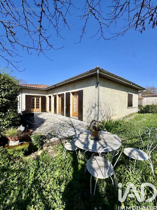 Photo 2 - Maison à SAINT-MEDARD-EN-JALLES