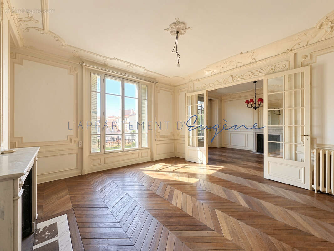 Appartement à PARIS-4E