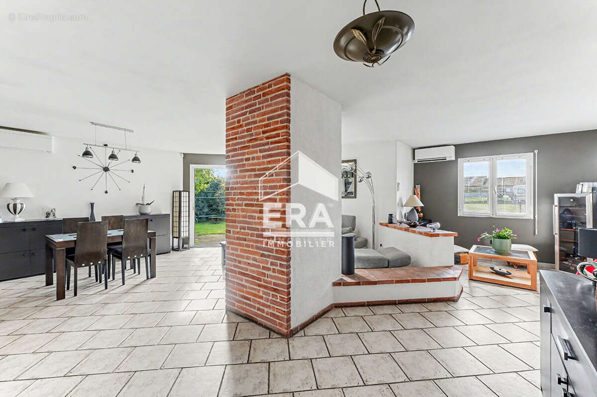 Maison à AUCAMVILLE