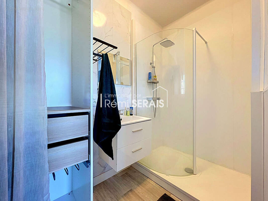 Rare à Flers : appartement spacieux avec cave et grenier - photo 9