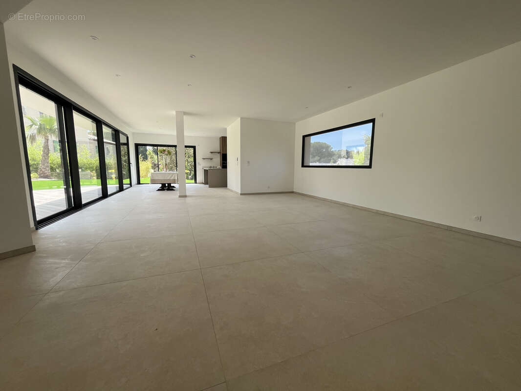 Maison à SAINT-RAPHAEL