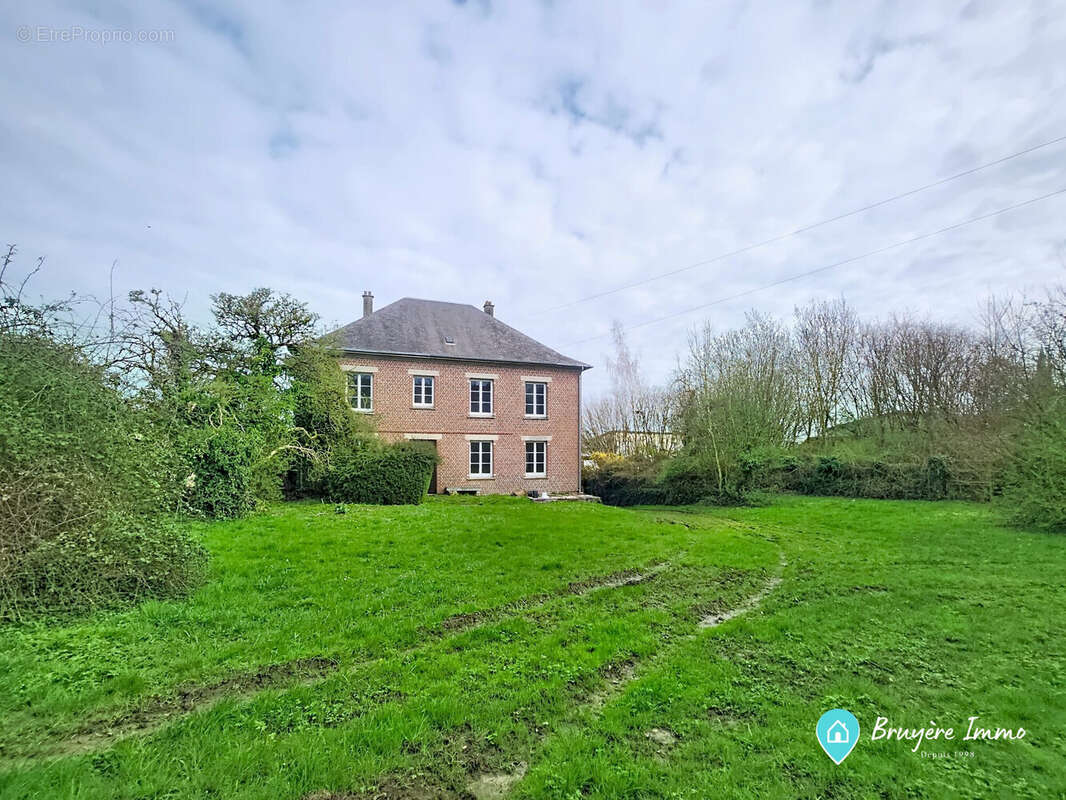 Maison à BRAYE-EN-THIERACHE