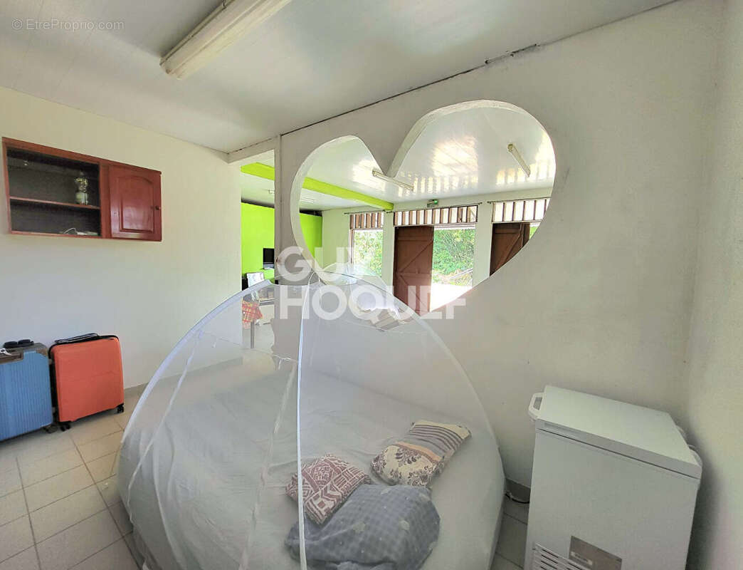 Maison à MONTSINERY-TONNEGRANDE