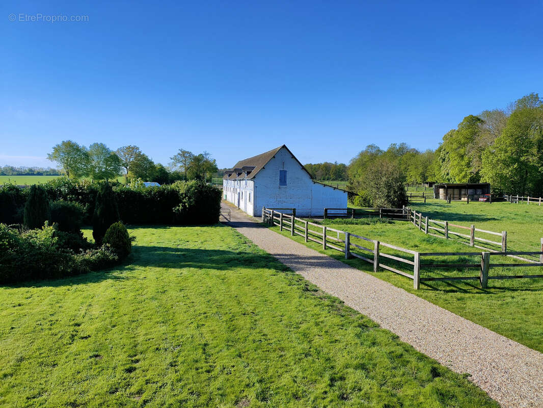 Propriété équestre avec 13 hectares - photo 17