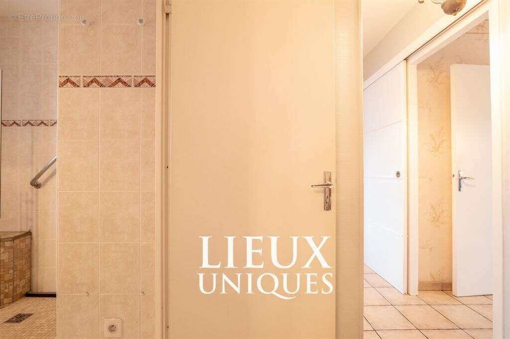 Maison à MEUSNES