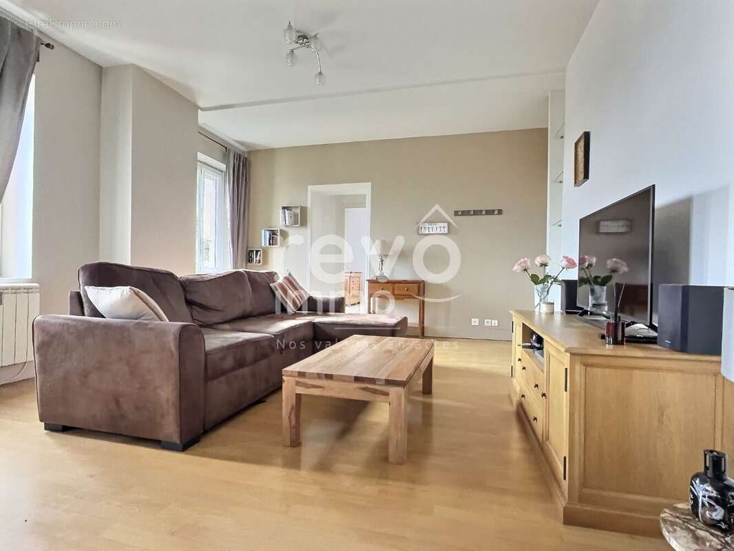 Appartement à AMBERIEUX-EN-DOMBES