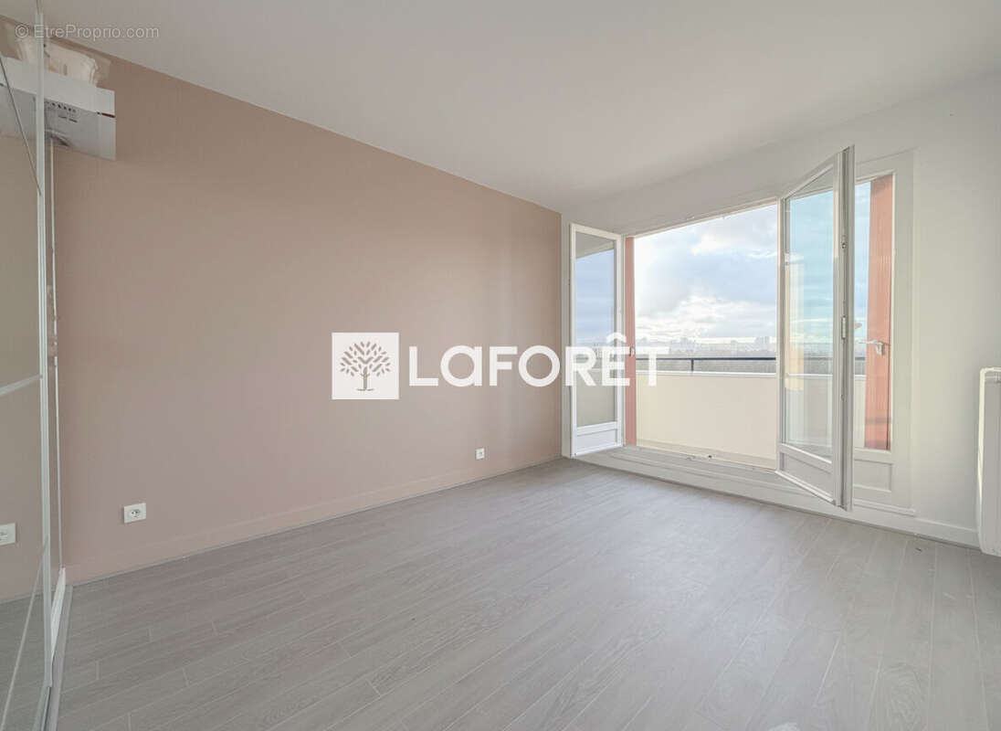 Appartement à BAGNEUX