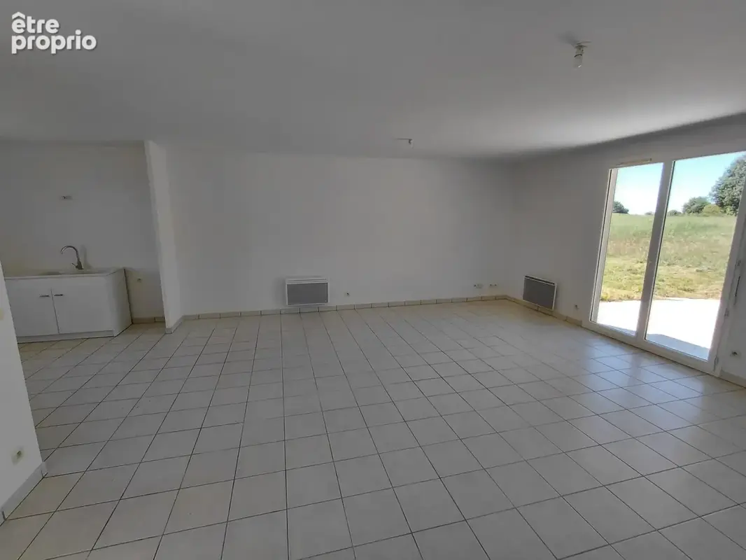 Maison 5 pièces 98 m² à vendre à Mirambeau (17150) - photo 3