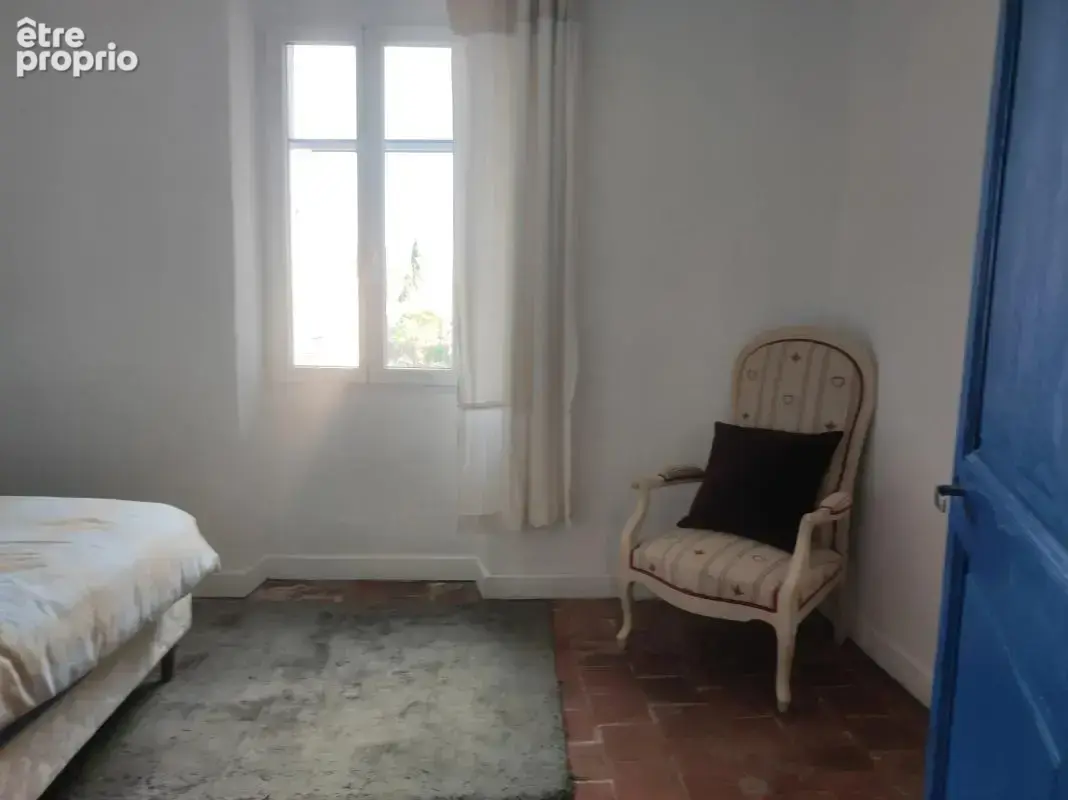 Jolie maison de village avec atelier/magasin et vitrine - photo 9