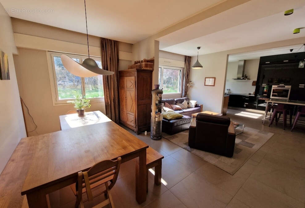 Appartement à LYON-8E
