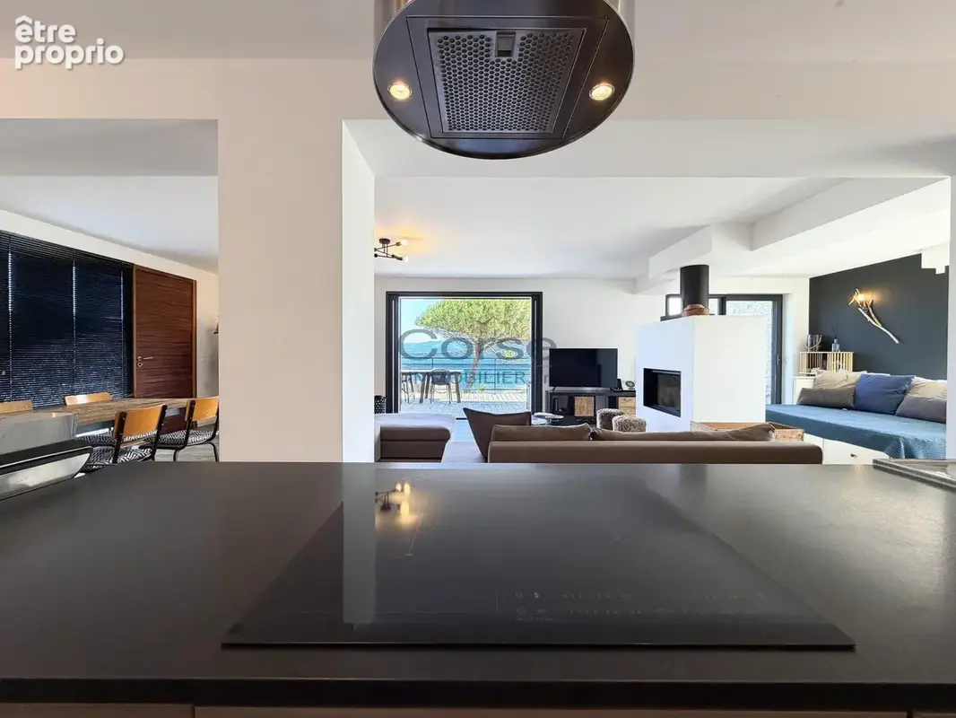 Maison 5 pièces 204 m² à vendre à Coti-Chiavari (20138) - photo 8