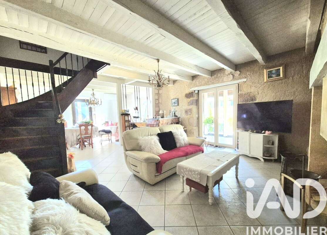 Maison 115 m² à Sainte-Fereole  - photo 4