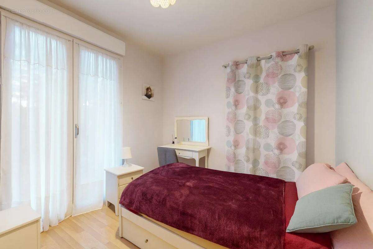 Maison à PERPEZAC-LE-NOIR