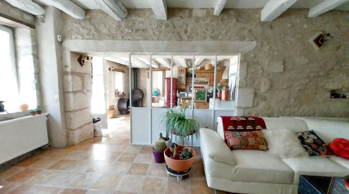 Maison à CHANCELADE