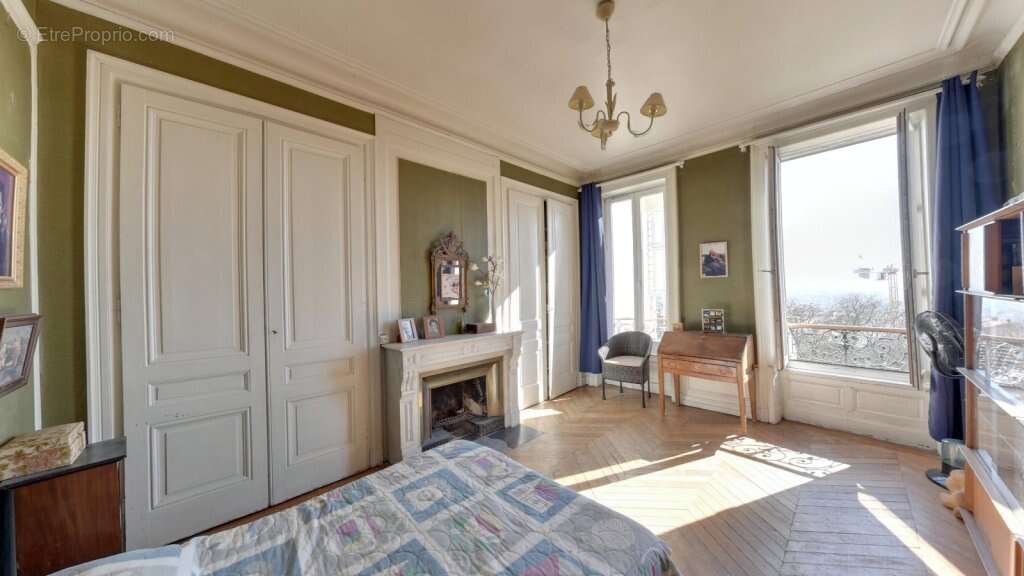 Appartement à LYON-1E