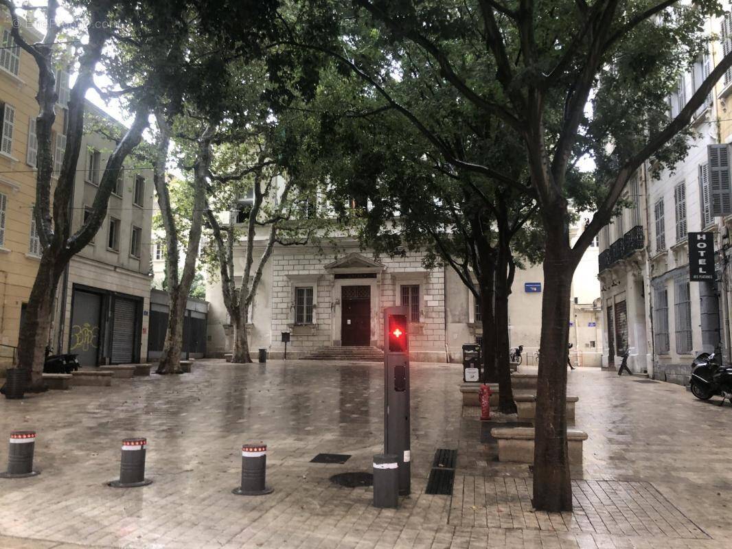 Appartement à MARSEILLE-1E