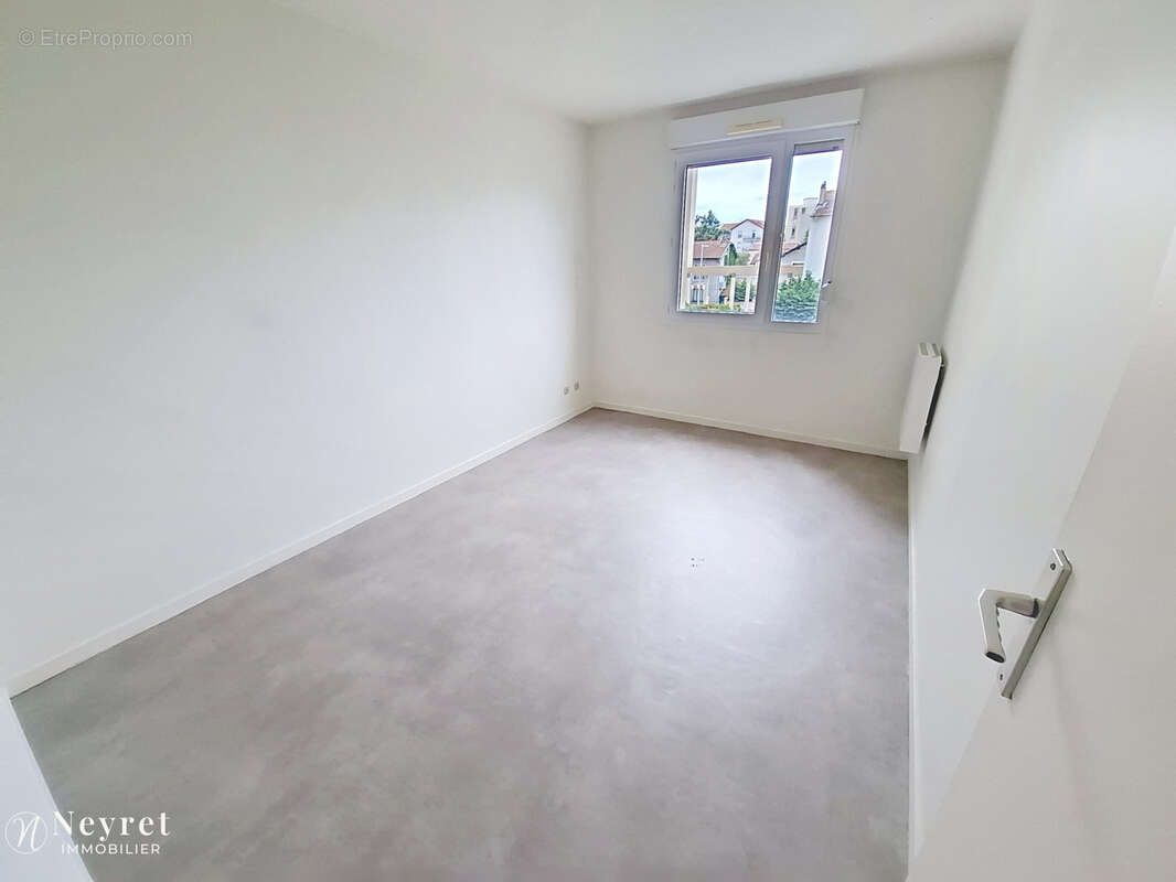 Appartement à LYON-8E